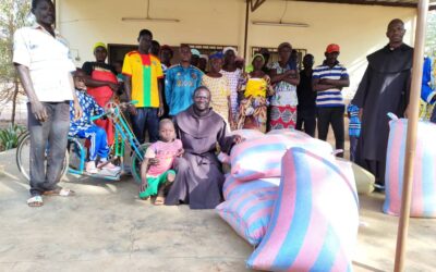Ayuda de la ONG provincial Solmun a los desplazados de Dédougou