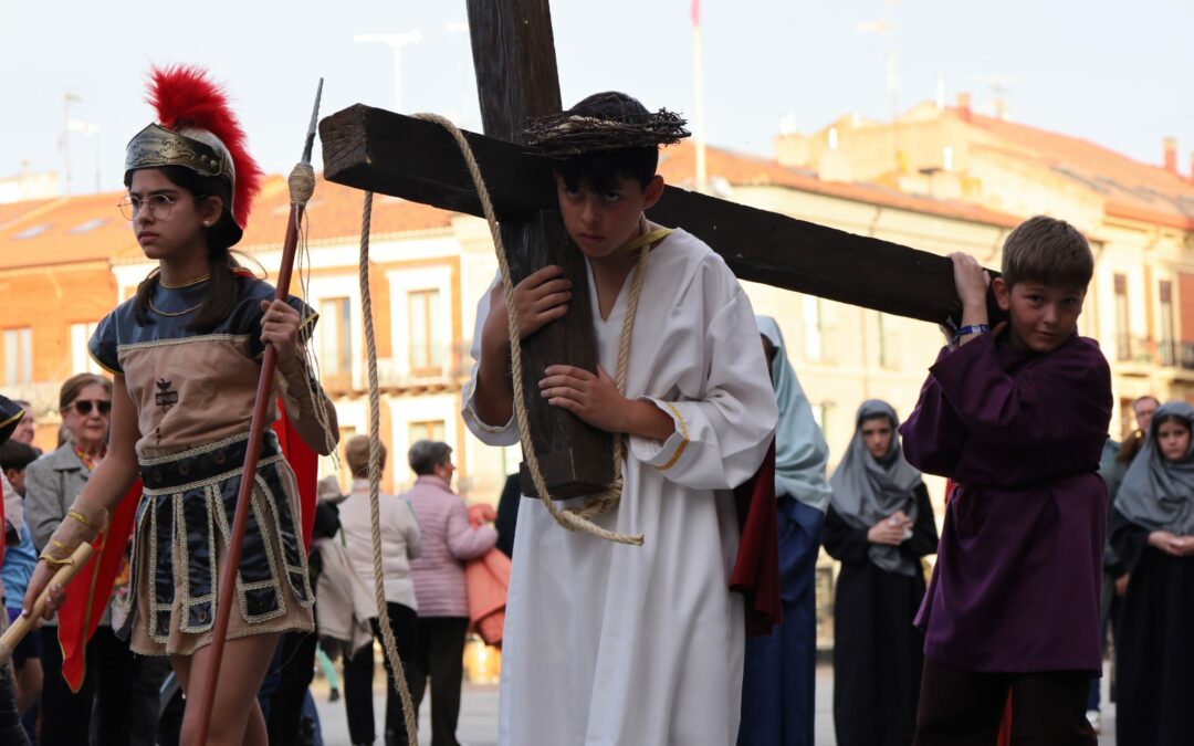 Viacrucis infantil a Medina del Campo