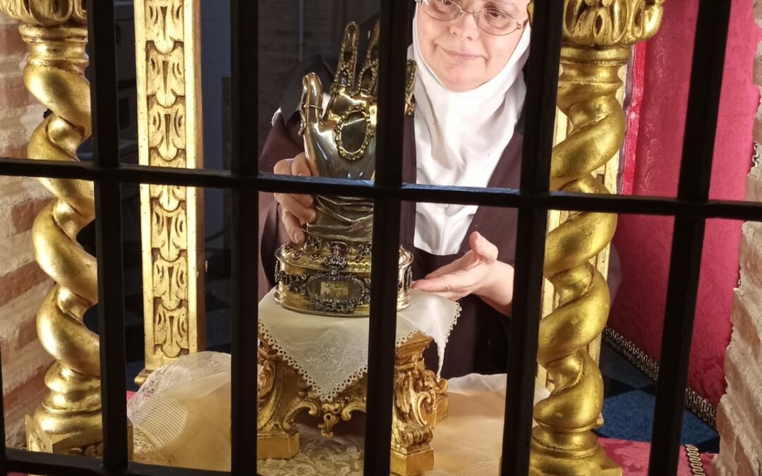 La relíquia de la mà de santa Teresa torna a Ronda