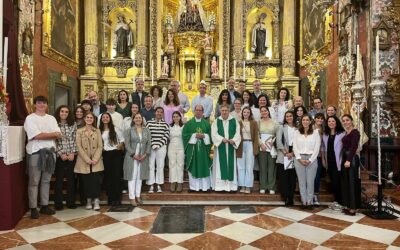 Eucarística de envío en el colegio Virgen del Carmen de Córdoba