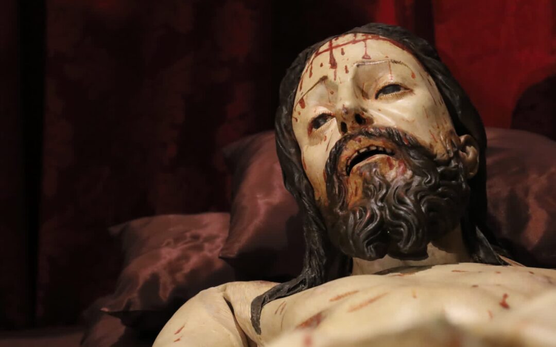 El Cristo del Desenclavo de Medina del Campo luce restaurado en el Santuario del Carmen