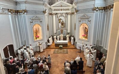 “Família del Carmel, família teresiana”: una jornada de fraternitat i esperança al Desert de les Palmes