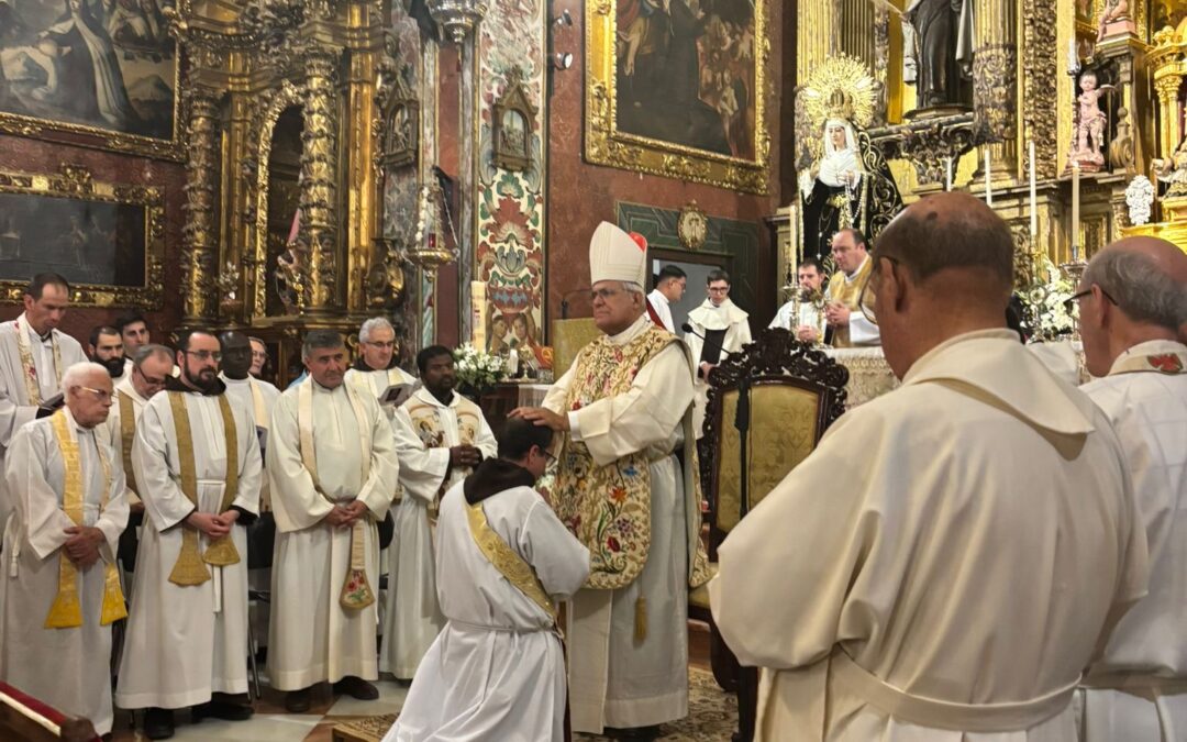 Fray José Carlos de la Virgen del Carmen, ordenado sacerdote en Córdoba