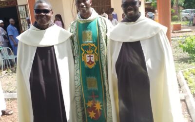 Profesión simple de dos jóvenes carmelitas en la Delegación de África