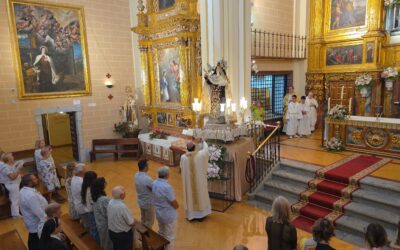 El P. Francisco Sánchez Oreja preside la apertura del Triduo de la Transverberación en Alba de Tormes