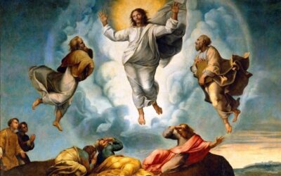 «Es transfigurà davant d’ells»
