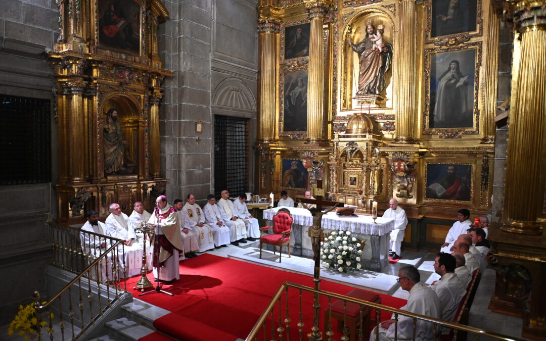 El P. Francisco Sánchez Oreja participa en la celebración de San José en el convento de San José de Ávila