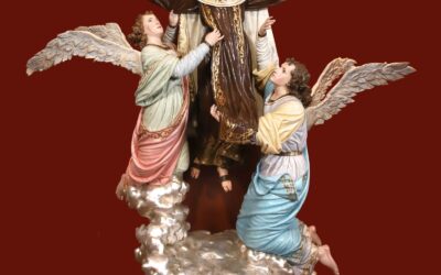 El grupo escultórico de la “Glorificación de San Juan de la Cruz” recupera toda su belleza