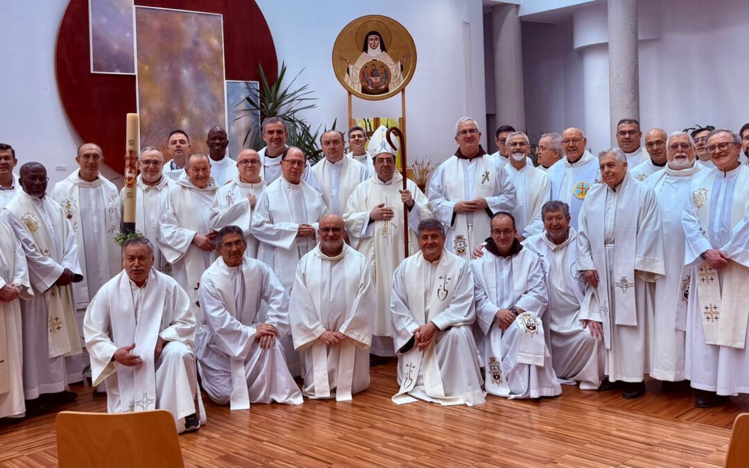 La Eucaristía presidida por el obispo de Ávila ilumina el camino del IV Capítulo Provincial