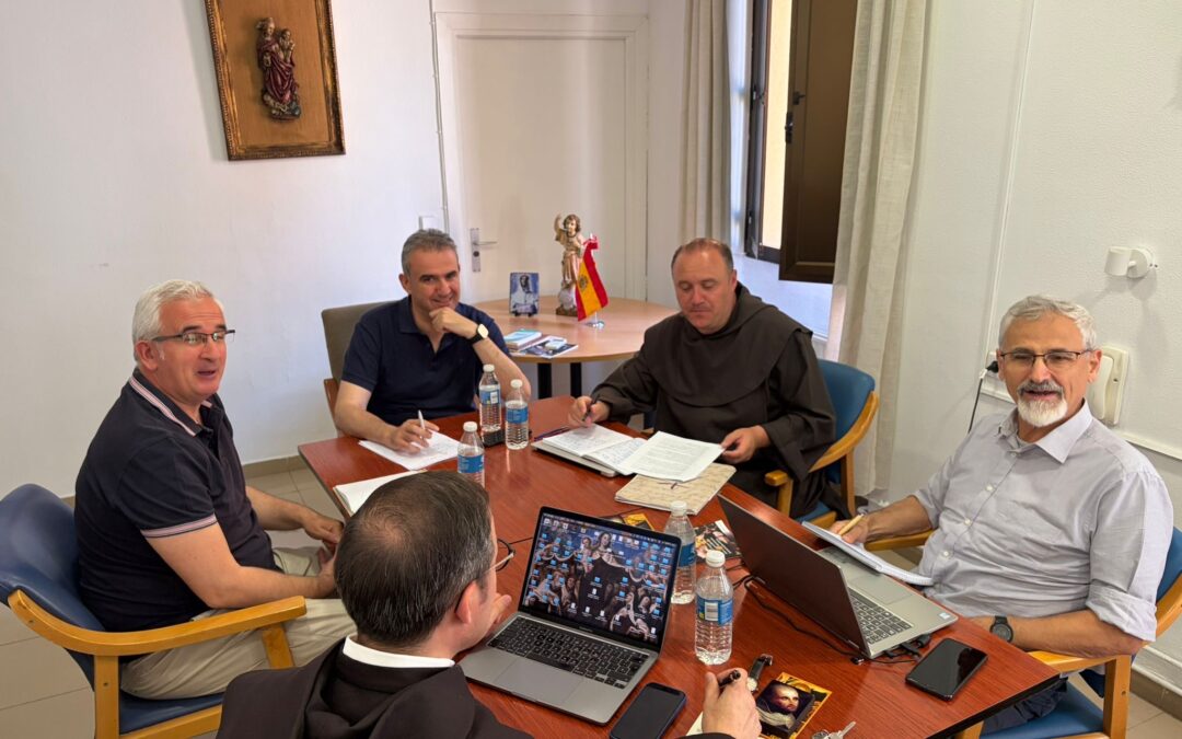 El Consejo Provincial celebra una nueva reunión de trabajo en la Casa Provincial de Madrid