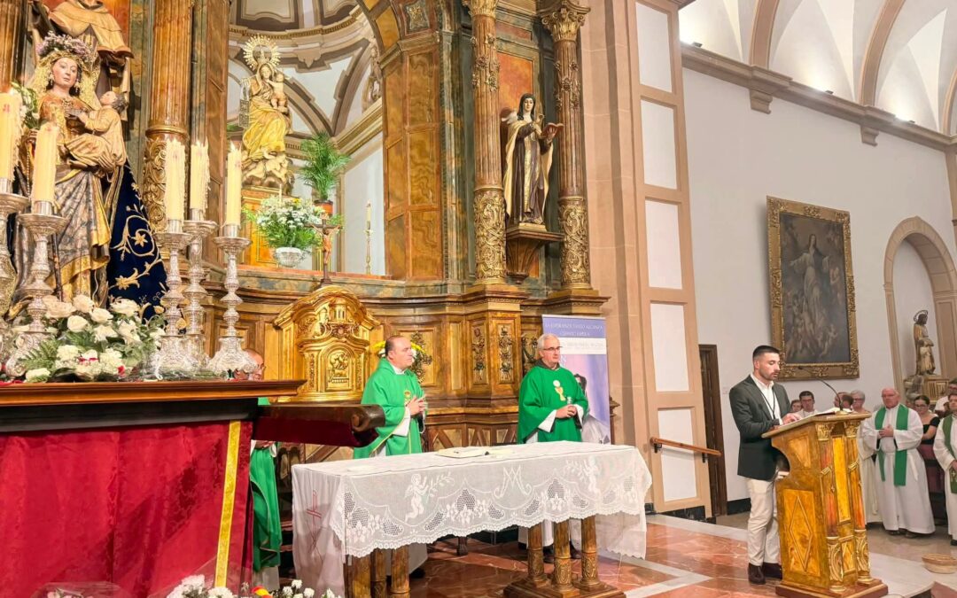 El Provincial preside en Baeza la celebración dedicada al carisma carmelitano ante la Virgen del Alcázar