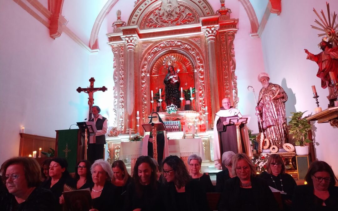 Sabiote recupera la memoria de Santa Teresa de Jesús con una evocación poética y musical en su antiguo convento carmelitano